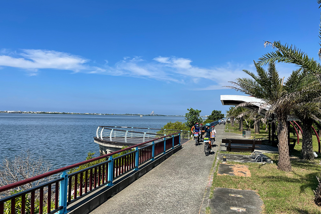 大鵬灣環灣自行車道