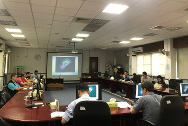 召開「向海致敬-海岸整體清潔維護計畫」大鵬灣國家風景區範圍權責分工會議討論場景