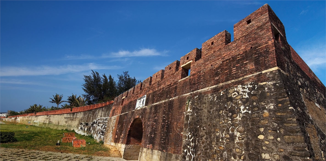 Hengchun Ancient City Gate - Osttor