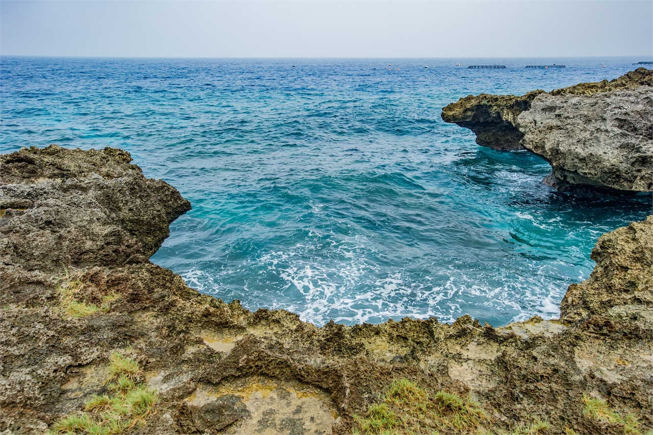 Besondere geologische Landschaft in der Gezeitenzone